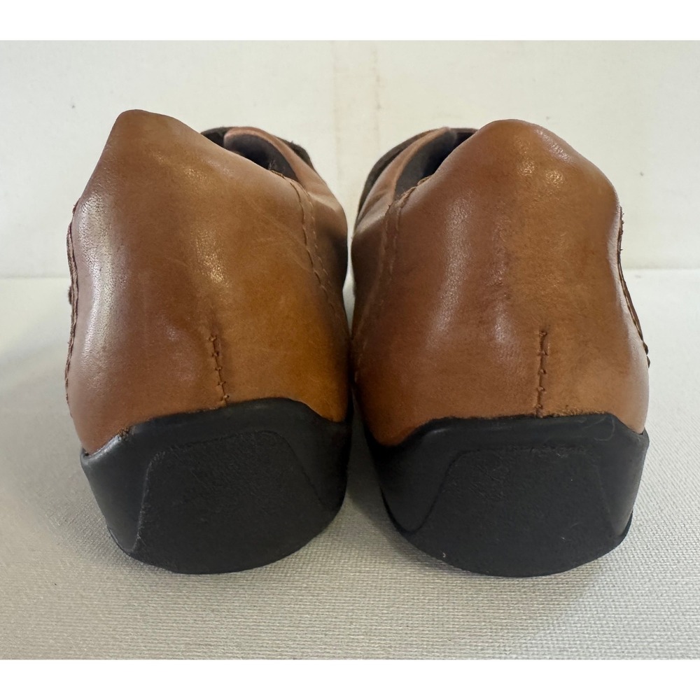 Clarks Artisan Kessa Alcove Womens 10 M Tan Leather Button Loafers 26066521 - Picture 9 of 10